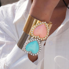 Sweet pink blue resin heart silver metal cuff bangle for women