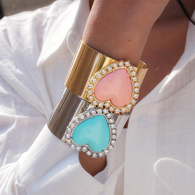 Sweet pink blue resin heart silver metal cuff bangle for women