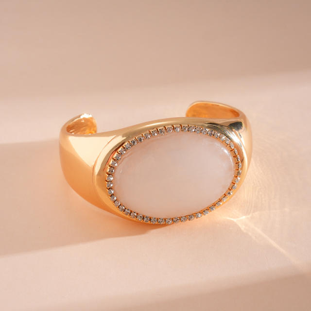 Personality gold color metal glass crystal statement bangle