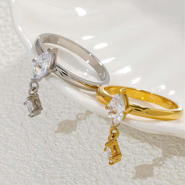 Delicate horse eye cubic zircon tassel stainless steel rings