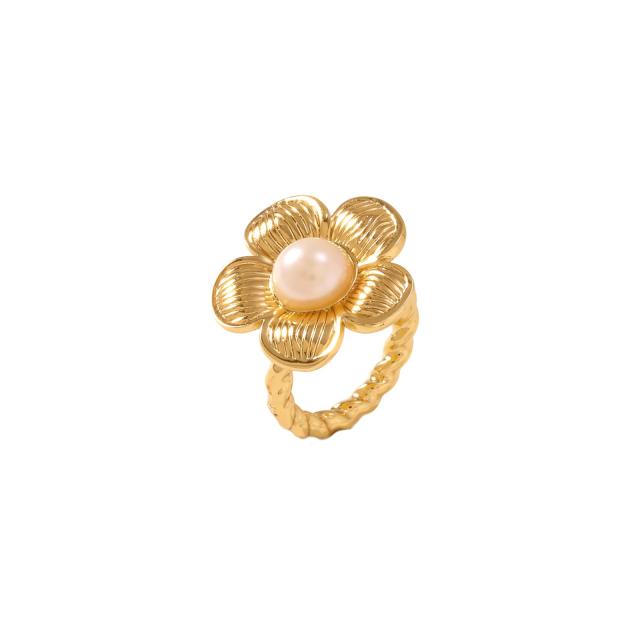 Vintage flower shape natural stone inlaid stainless steel rings