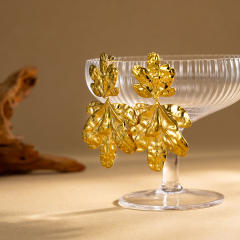 Vintage hammer pattern leaf stainless steel earrings