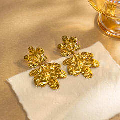 Vintage hammer pattern leaf stainless steel earrings