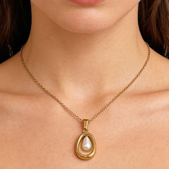18KG waterdrop pearl hollow out pendant stainless steel necklace