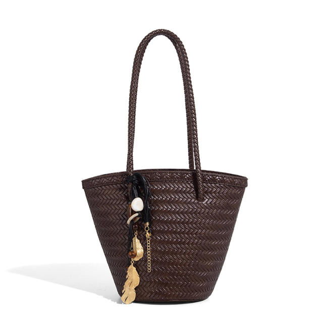 Unique Woven Bag New Summer Trendy French Retro Bucket Tote Shoulder Bag