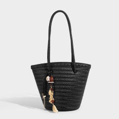 Black (without pendant)