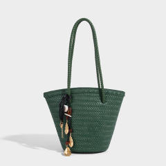Dark green (no pendant)