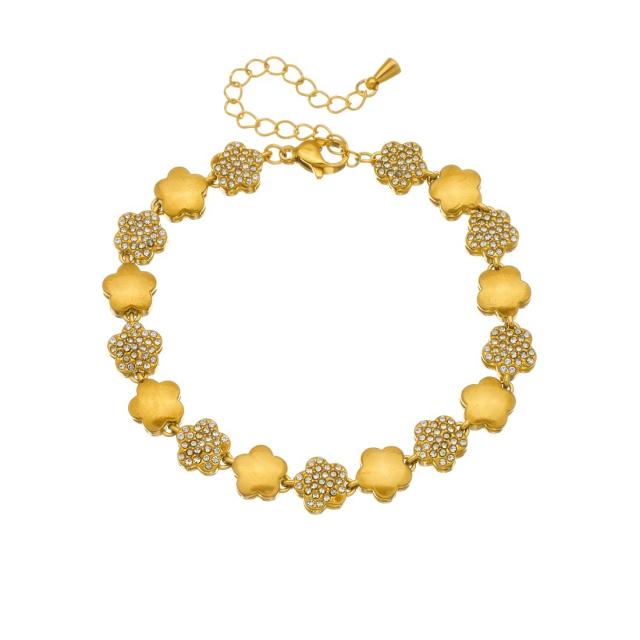 Delicate diamond star flower stainless steel bracelet