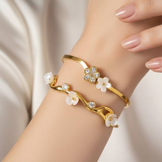 Vintage sweet white shell flower stainless steel bangle bracelet
