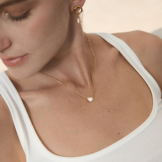 Elegant Vacation Style White Rhinestone Shell Heart Pendant stainless steel necklace