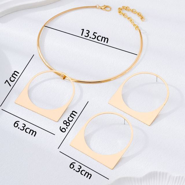 Exaggerated geometric square metal necklace earrings set