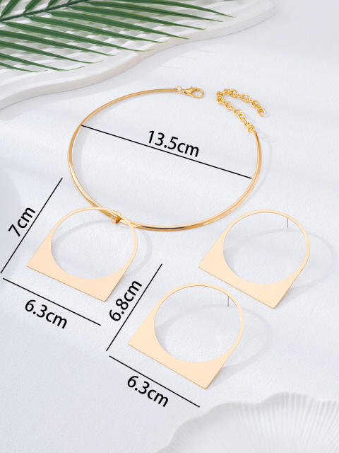 Exaggerated geometric square metal necklace earrings set