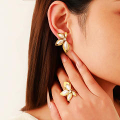 Stainless Steel Earrings rings with Large Petals pearl inlaid petal jewelry set