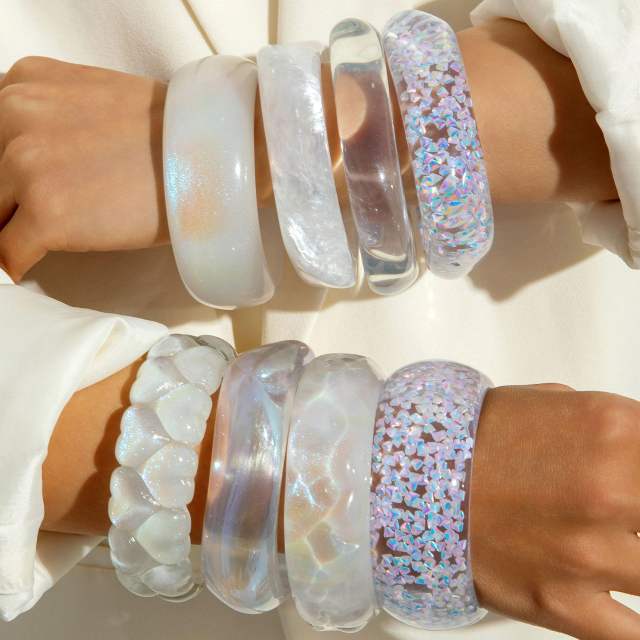 Fashionable Translucent Resin Glitter Diamond Bracelet Simple Pearlescent Exaggerated Bracelet