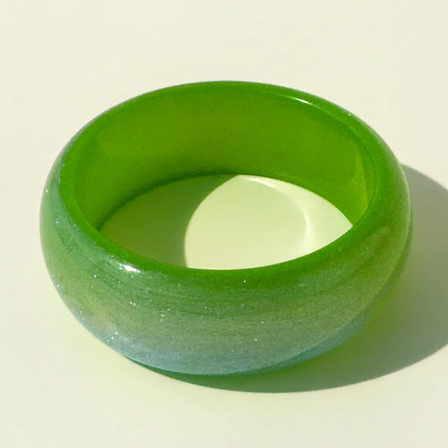 Ins Glitter Laser Resin Bracelet Simple Pearlescent Colorful Exaggerated Bracelet Wholesale