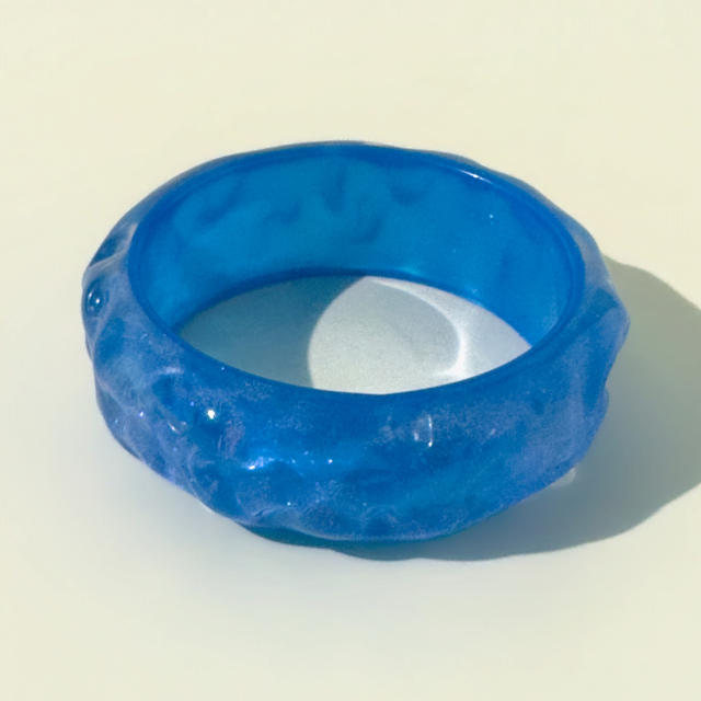 Blue Translucent Glitter Resin Bracelet High-End Sequin Laser Peach Heart Exaggerated Bracelet