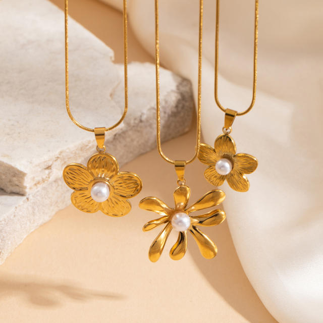 Sweet pearl flower pendant stainless steel necklace