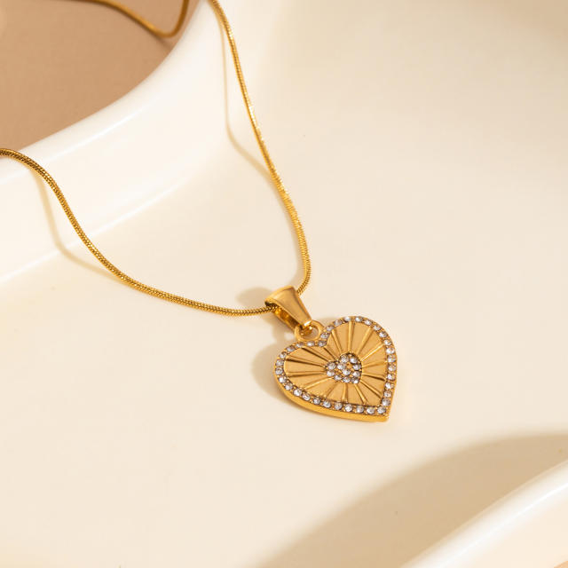 Korean fashion laser heart pendant stainless steel necklace