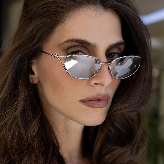 Small Frame Rope Knot Cat-Eye Metal Sunglasses