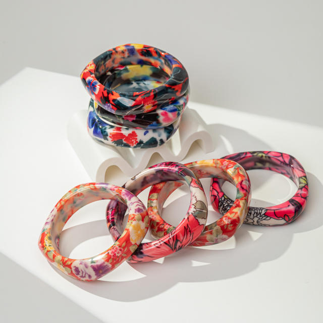 Ins-Style Geometric Square Irregular Gradient Pattern Resin Bracelet Personalized acrylic bangle