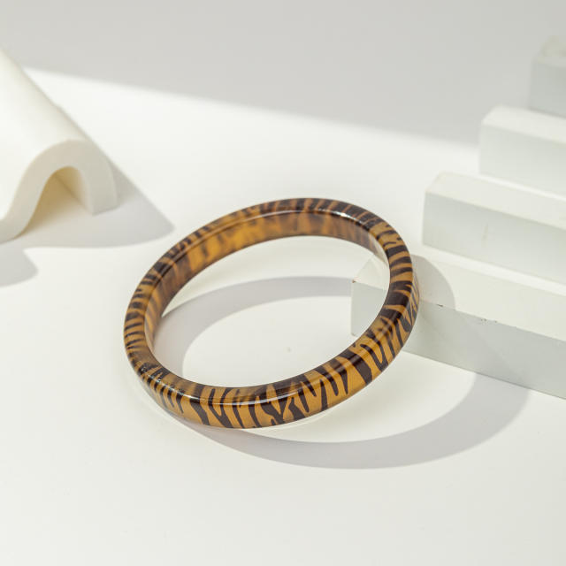 Sexy Leopard Print Resin Bracelet Unique Irregular Circular Gradient arcylic bangle