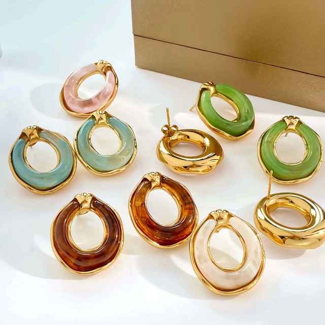 Concise colorful resin circle shape stainless steel earrings