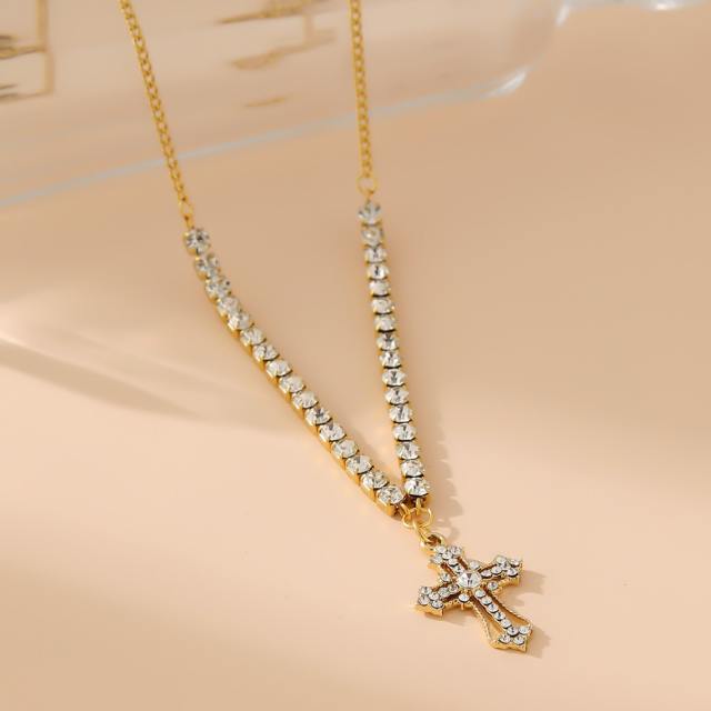New stainless steel necklace diamond cross pendant necklace