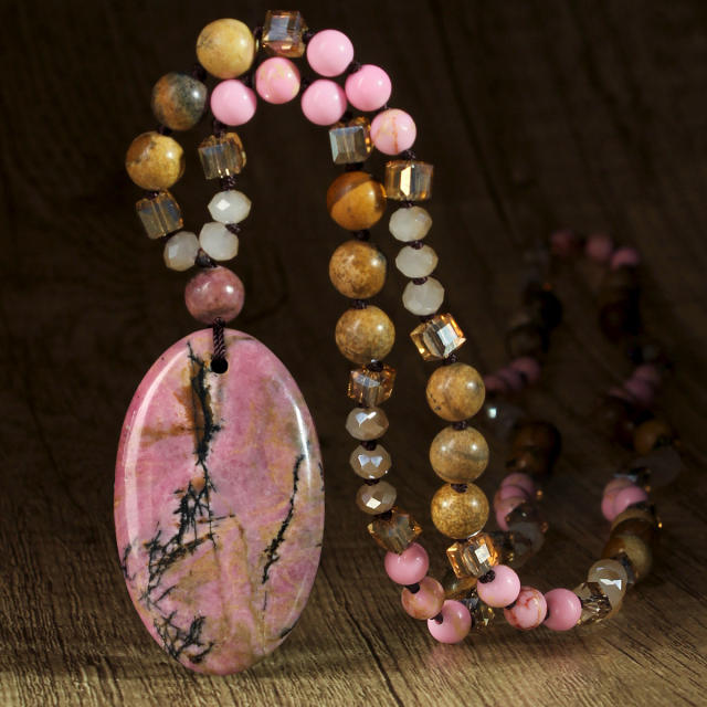 Best-Selling Bohemian Style Natural Stone Necklace for Women
