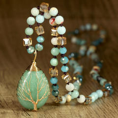 Best-Selling Tree of Life Water Drop Pendant Necklace for Women