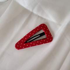 Red polka dots-large hollow triangle