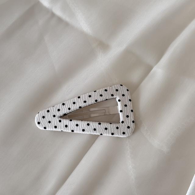Korean Polka Dot Triangle Hair Clip snap hair clips for women