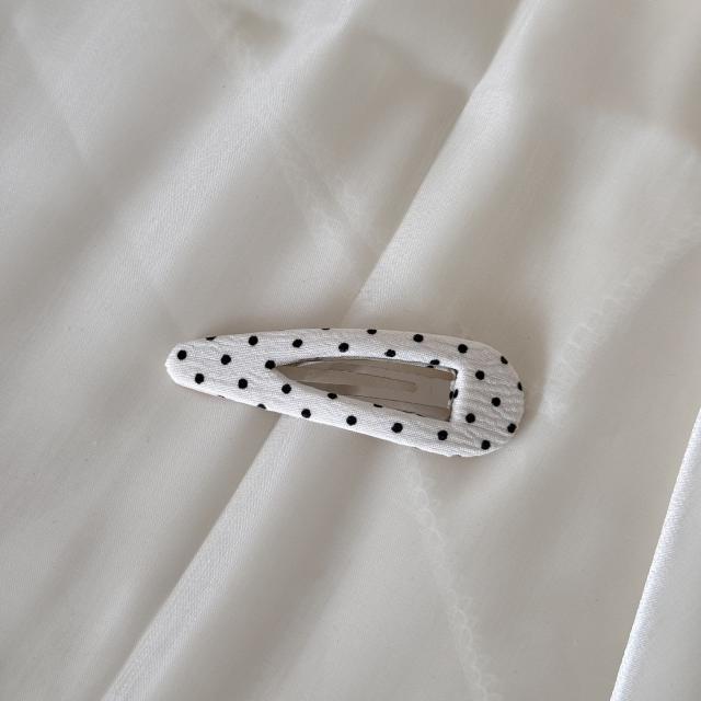 Korean Polka Dot Triangle Hair Clip snap hair clips for women