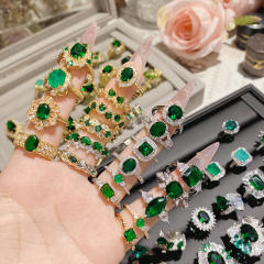 Luxury elegant emerald full diamond ring gold plated crystal ring