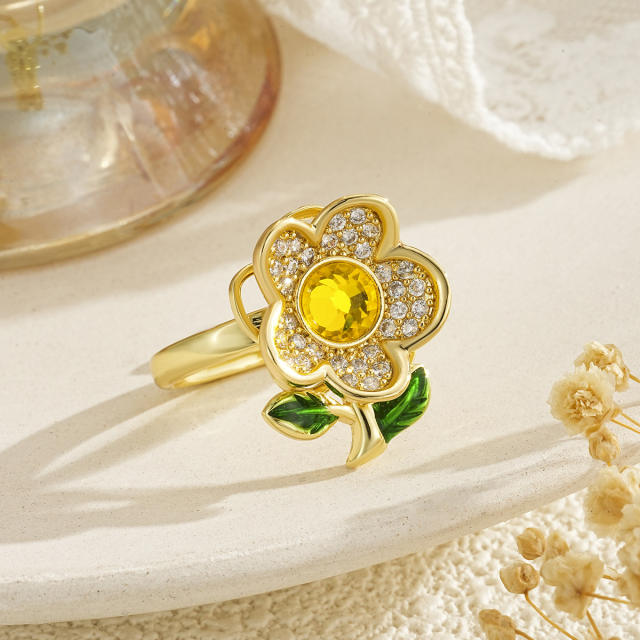 Floral Rotating Ring Fashionable Stress-Relief Jewelry Light Luxury Zircon-Encrusted Butterfly Ring