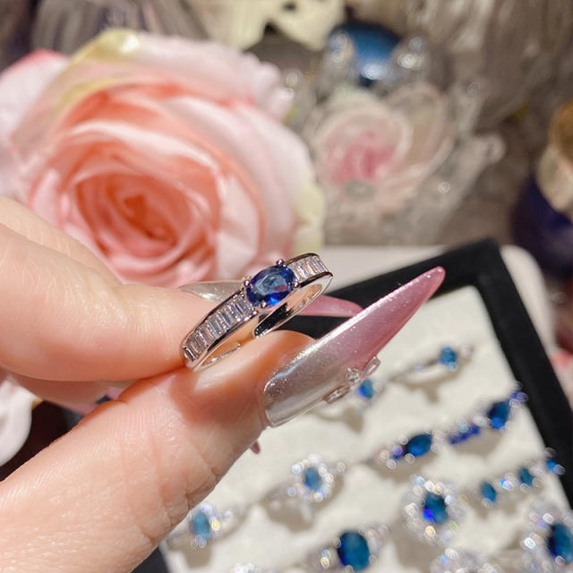 New Blue Corundum Color Treasure Ring French Luxury High Imitation Natural Diopside Ring