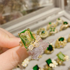 Luxury elegant emerald full diamond ring gold plated crystal ring