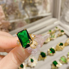 Luxury elegant emerald full diamond ring gold plated crystal ring