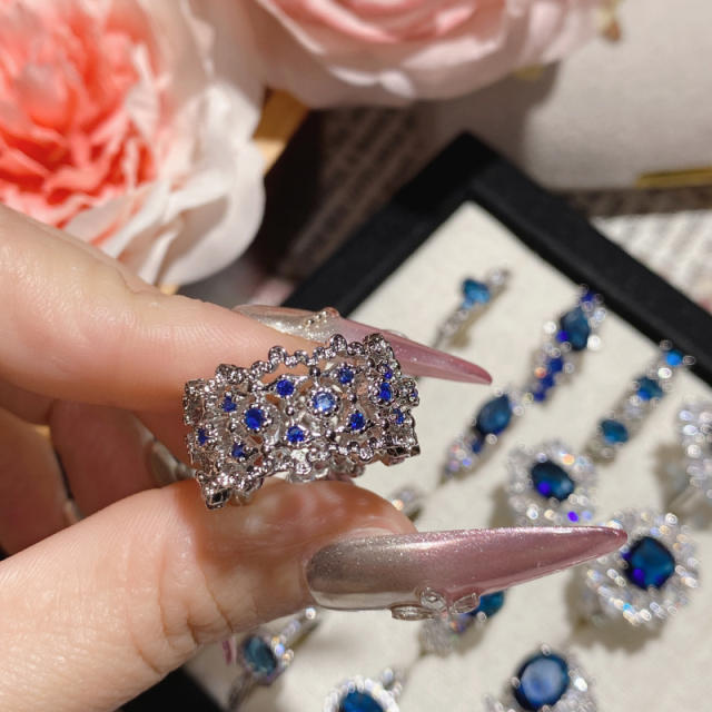 New Blue Corundum Color Treasure Ring French Luxury High Imitation Natural Diopside Ring