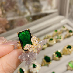 Luxury elegant emerald full diamond ring gold plated crystal ring