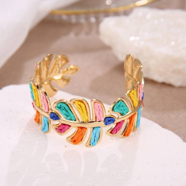 Fashion Raffia Leaf Bracelet for Women Simple Handmade Woven Leaf Bracelet