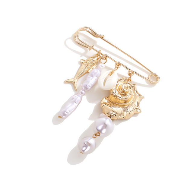 Exaggerated Colorful Conch Shell Tropical Fish Brooch with Ocean Elements Waist-Tightening Pin Waist-Cinching Accessory