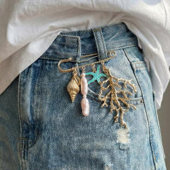 Exaggerated Coral Oil-Drip Starfish Baroque Pearl Brooch with Creative Ocean Elements for Pants Waistband