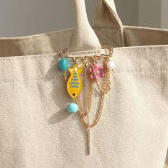 Oil-Drip Tropical Fish Flower Brooch with Marine Animal Elements Waist-Tightening Pin
