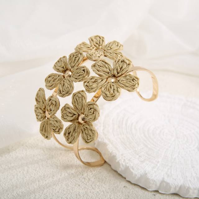 Hot-Selling Raffia Flower Bracelet for Women Simple Double-Row Hand-Woven Adjustable Open bangle
