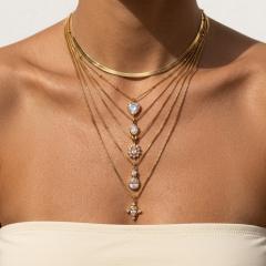 Fashion 18K Stainless Steel necklace Zircon Heart-Shaped pendant diamond necklace