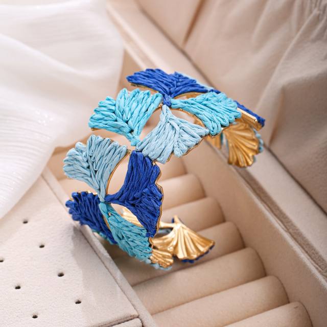 New Style Raffia Ginkgo Leaf Bracelet for Women Handmade Leaf Bangle