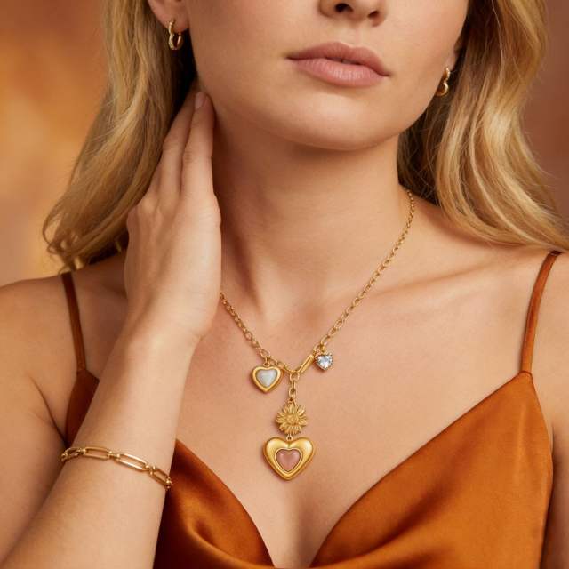 Vintage stainless Steel necklace Multi-Element 18K Gold-Plated Diamond-Encrusted Multi-Heart Pendant Chain Necklace