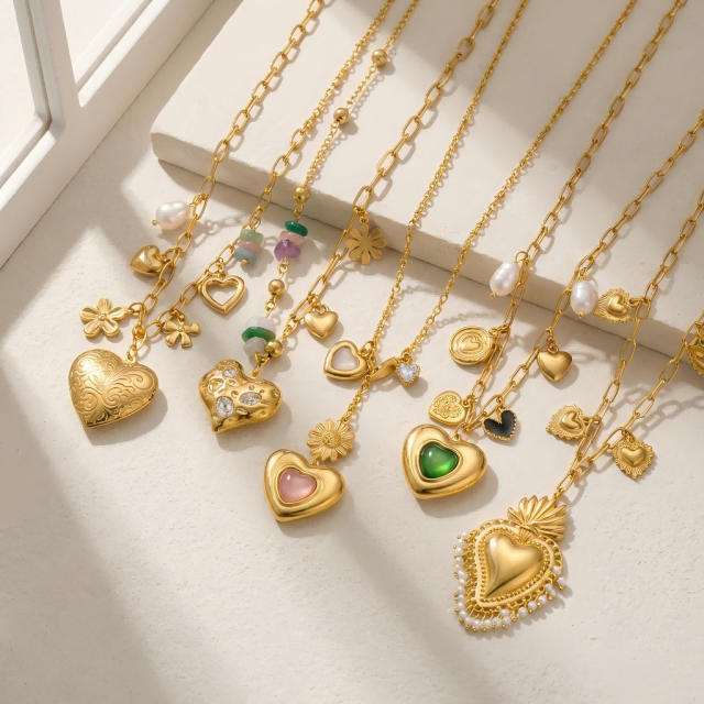 Vintage stainless Steel necklace Multi-Element 18K Gold-Plated Diamond-Encrusted Multi-Heart Pendant Chain Necklace