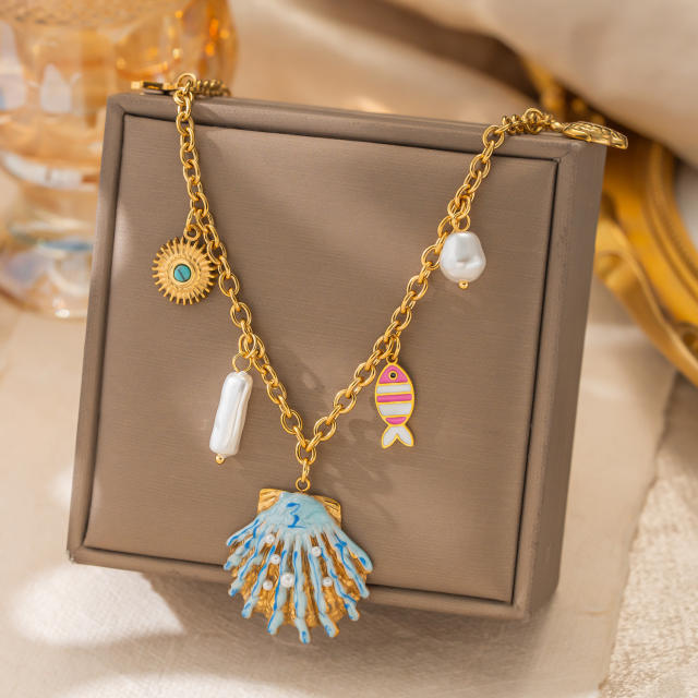 New Style Ocean Vacation Style Shell Starfish Pearl Pendant Necklace for Women Gold-Plated Stainless Steel Necklace