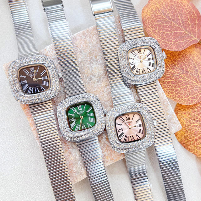 Hot-Selling Small Square Watches for Women steel band diamond watch